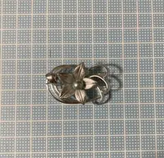 花　パール　シルバー　ブローチ　入園式　入学式　卒園式　卒業式