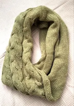 ケーブル編み ニットスヌード