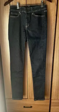 ユニクロ　ウルトラストレッチスキニージーンズ