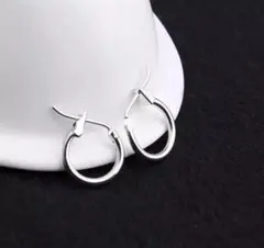 限定価格！早い者勝ち！デザインフープピアス 2個セット シルバー14mmのサムネイル