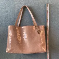 Item thumbnail for item 1eb3c391-fc5d-4f88-b240-37966712d556