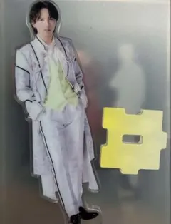 M!LK 吉田仁人 アクスタ 2歳 - メルカリ
