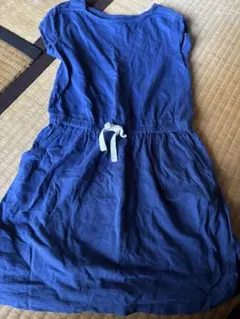GapKids 半袖ワンピース S (6-7)