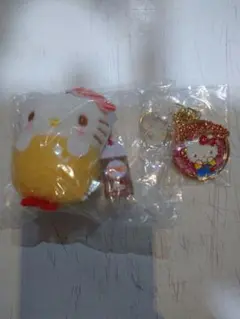 【新品・未開封】ハローキティ ぬいぐるみキーホルダーセット