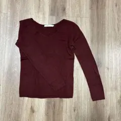 AZUL バーガンディ Vネックセーター S