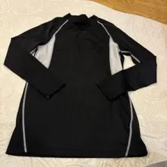 ブラック Mサイズ 長袖アンダーシャツ