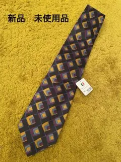 Item thumbnail for item 63089728-fdd7-4507-92b0-dbc3bb5902e1