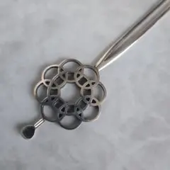 アンティーク　金工　平打ち　簪　銀かんざし　輪繋ぎ　こ2　着物　浴衣　骨董