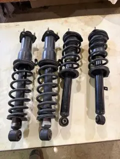 H22年 ステップワゴン 純正サスペンション 1台分セット H22年 ステップワゴン 純正 サスペンション 1台分 セット - メルカリ