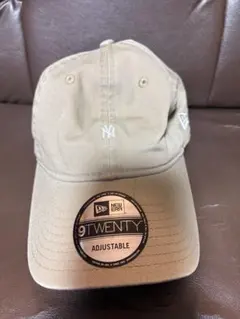 New Era 9TWENTY ベージュキャップ