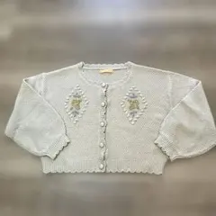Fint 刺繍入りニットカーディガン ボレロ ベージュのサムネイル