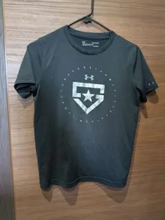 Under Armour ブラック Tシャツ YLG150cm 子供服 半袖