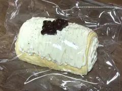 Qmiistudio スクイーズ クリーム ロールケーキ 値下げ相談〇