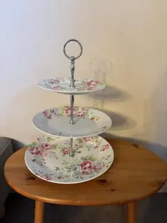 2025年最新】CathKidston ケーキスタンドの人気アイテム - メルカリ