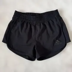 adidas ブラック ハーフパンツ 130サイズ