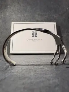 Givenchyバングル