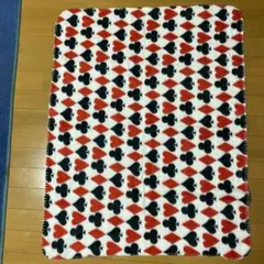 93×73 ブランケット トランプ柄 黒 赤 白 薄手