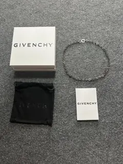 GIVENCHY ジバンシー シルバーネックレスのサムネイル