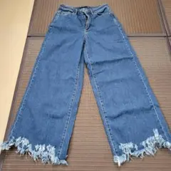 フリンジ加工ワイドレッグデニムパンツ　ZARA　ネイビーブルー
ZARA　5号