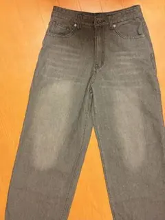 グレー ストレートデニム ハイウエスト