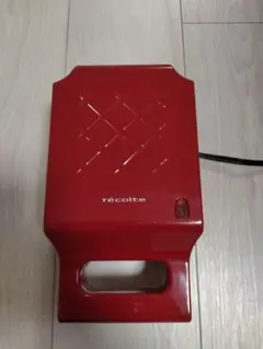 レコルト プレスサンドメーカー キルト レッド RPS-1のサムネイル