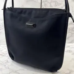GUESS ゲス ナイロン×本革 レザー スクエア型 セミショルダーバッグ