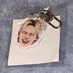 treasure 顔アクキー　ヒョンソク　楽