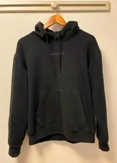 adidas Originals トレフォイル リニア パーカー