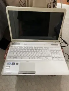 TOSHIBA dynabook ノートPC 本体 ホワイトのサムネイル