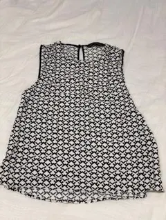 ZARA トップスのサムネイル