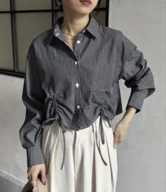 ドロストストライプショートシャツ　Thevonのサムネイル