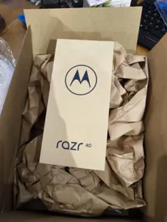 Motorola razr 40 バニラクリーム 本体のサムネイル