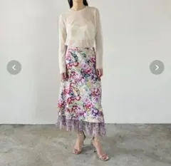 グレースコンチネンタル　フラワーガーデンプリントスカート　ロング　チュール異素材のサムネイル
