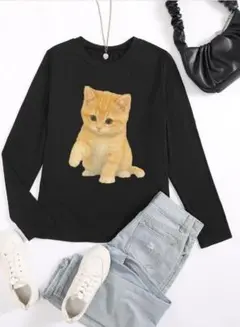 猫プリント 黒 長袖Tシャツ　ねこ