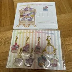 なにわ男子×サンリオキャラクターズ　　アクリルスマホスタンド　メタルチャーム