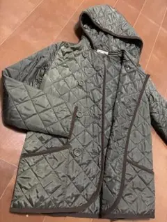 ブラウン　フード付きキルティングコート　Mサイズ