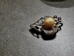 葉っぱデザイン 本真珠付きブローチ ペンダントトップ13ｇ