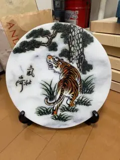 大理石　虎　飾り　オブジェ　中国　昭和レトロ　置物　縁起物　開運　美術品のサムネイル