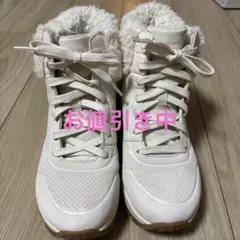 スケッチャーズ ボアスニーカー 23cm 白 美品