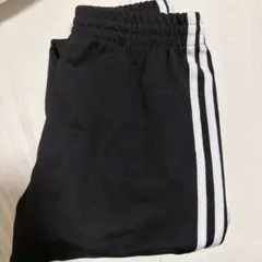 adidas ジョガーパンツ