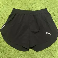 PUMA ブラック ショートパンツ M