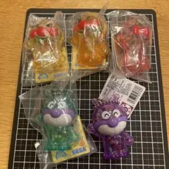 【新品未使用】それいけ！アンパンマンシャカシャカクリアキーホルダー 全5種セット