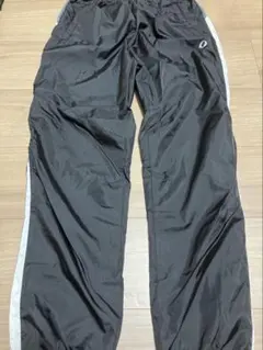 イグニオ　ウインドブレーカー　パンツ　キッズ150