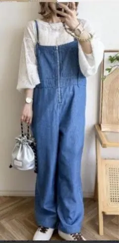 値下げ中】リリアンカラット ホワイトデニムサロペット - メルカリ