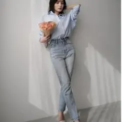 アニュアンス　Slim straight denim/スリムストレートデニム