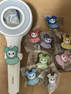 TWICE ライトスティックに付けるバッチ