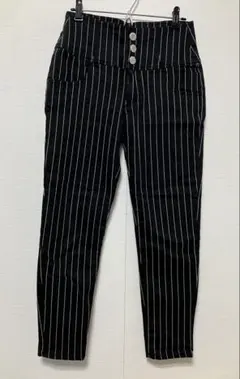 【2/13削除】ハイウエスト ストライプスキニーパンツ