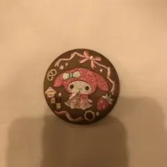 サンリオ　刺繍缶バッジ　マイメロディ