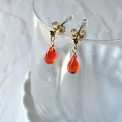 No1033ヒヤシンスガラスドロップ一粒ゴールドスタッドピアス　316L