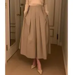 ベージュ プリーツ フレアスカート　dholic 新品未使用